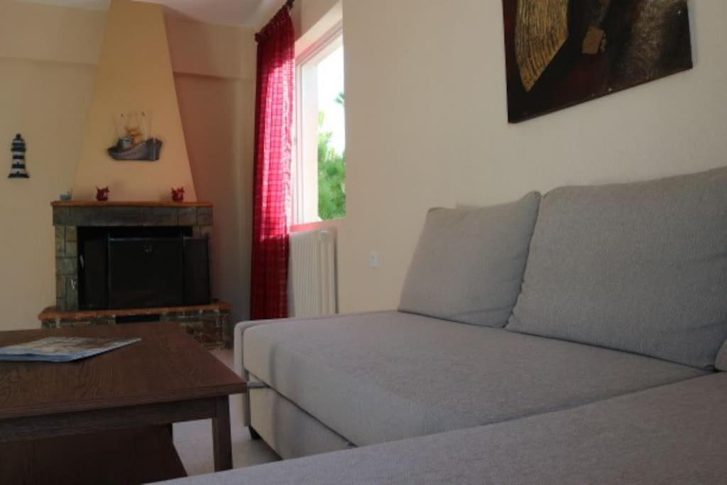 Anestis Apartment Акрата Экстерьер фото