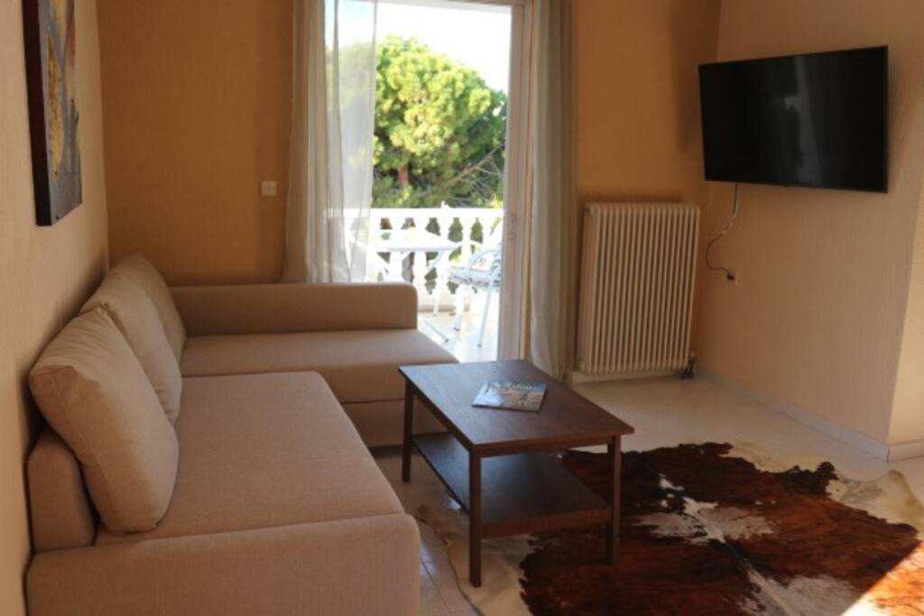 Anestis Apartment Акрата Экстерьер фото