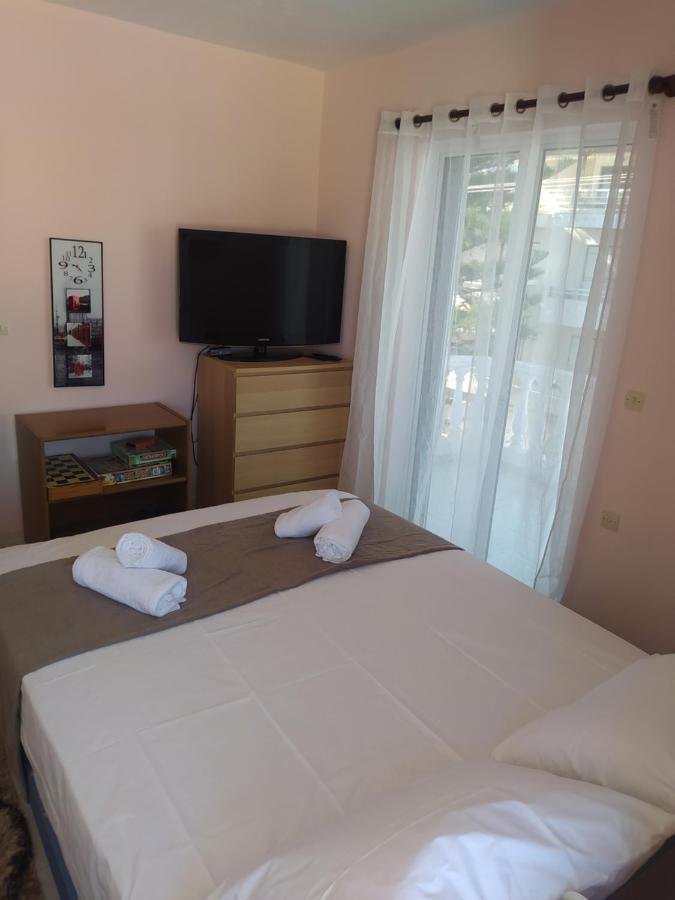Anestis Apartment Акрата Экстерьер фото
